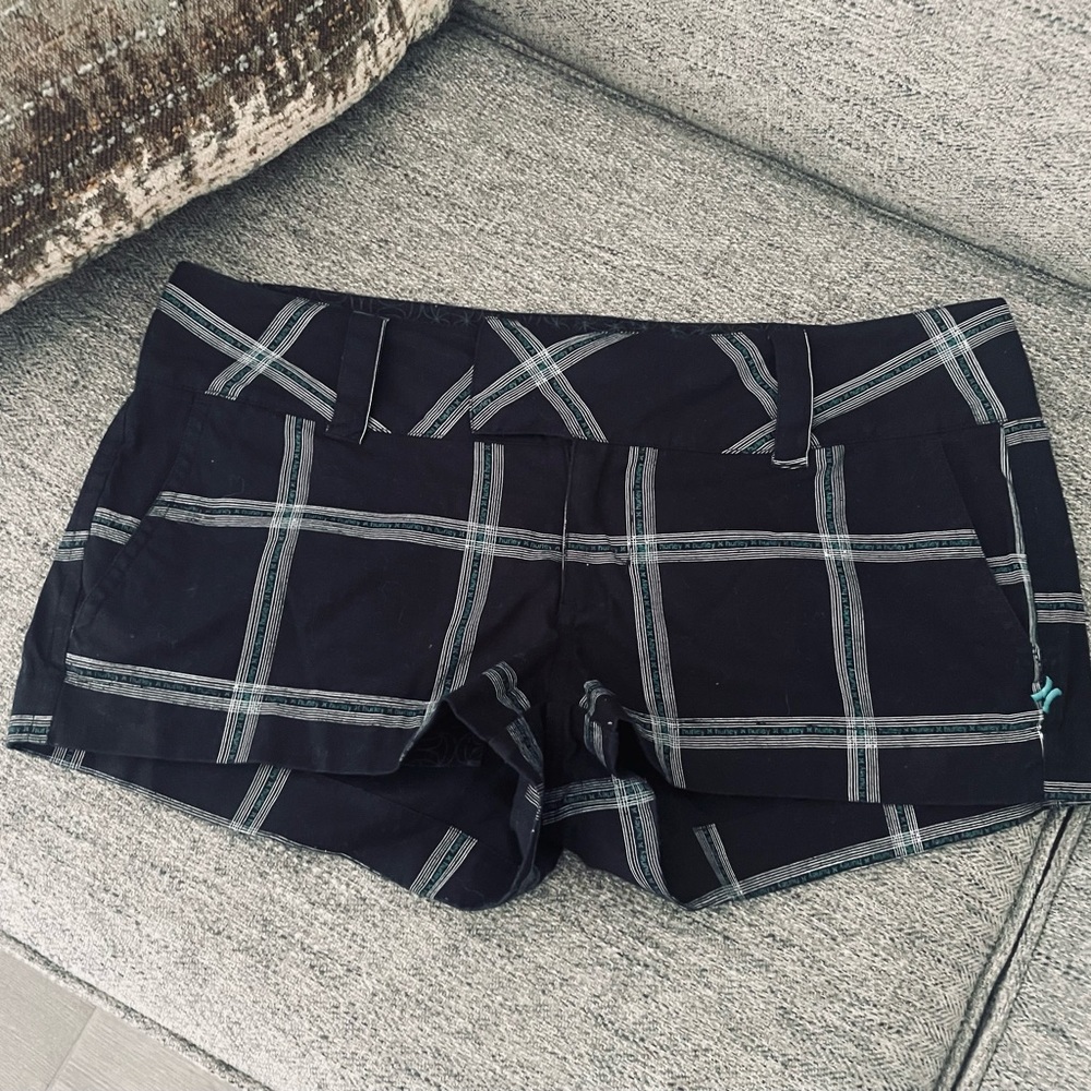 Hurley Shorts with Free Matching Shirt 2 pcs